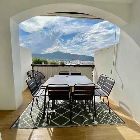 Appartement Belle Vue Sur Le Port & Parking Prive