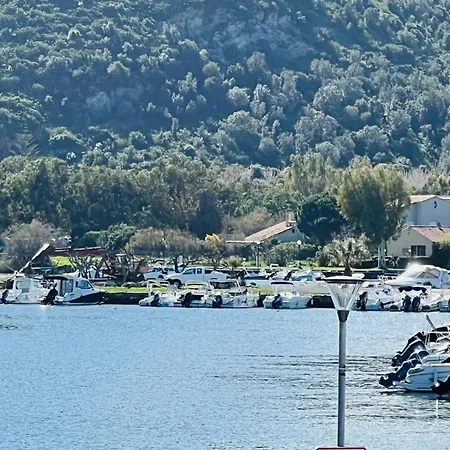 Belle Vue Sur Le Port & Parking Prive Lägenhet