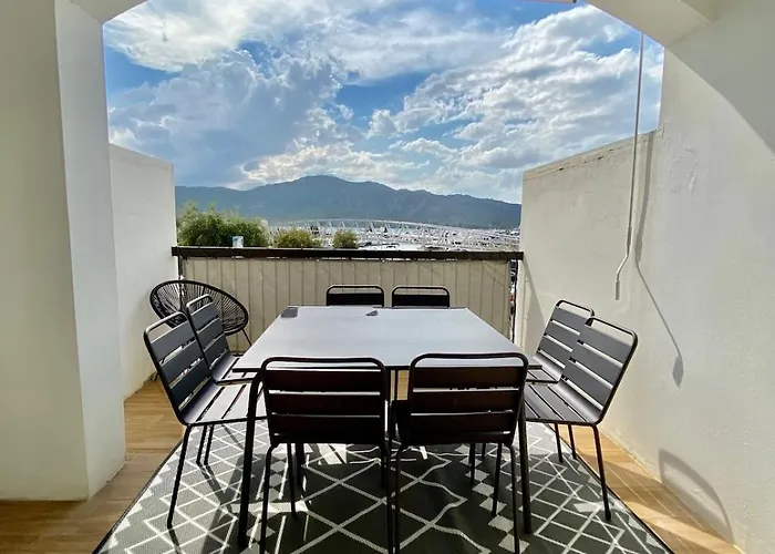 Appartement Belle Vue Sur Le Port & Parking Prive